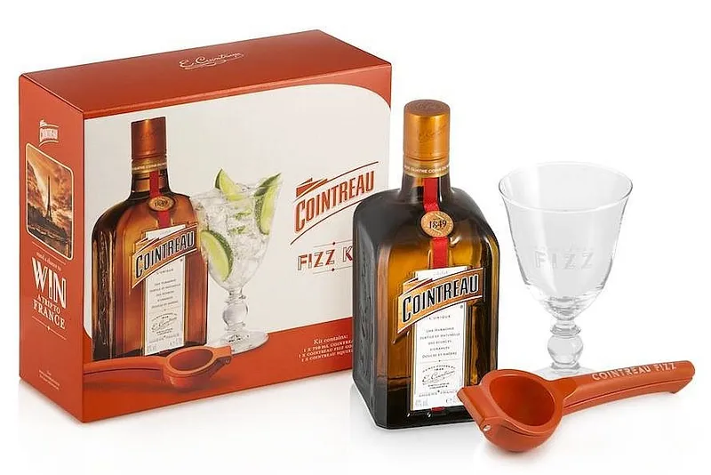 Likér Cointreau Fizz set + 1sklo  bilý gB 40%0.70l